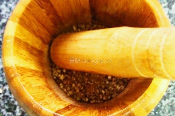 猪肚汤的做法图解2