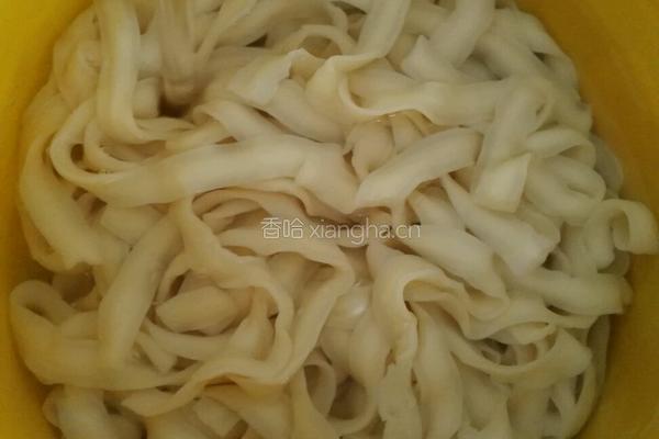 素炒刀削面的做法图解1
