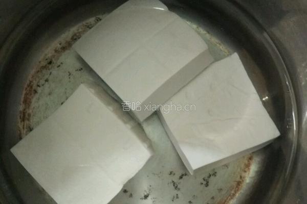鲫鱼豆腐汤的做法图解2