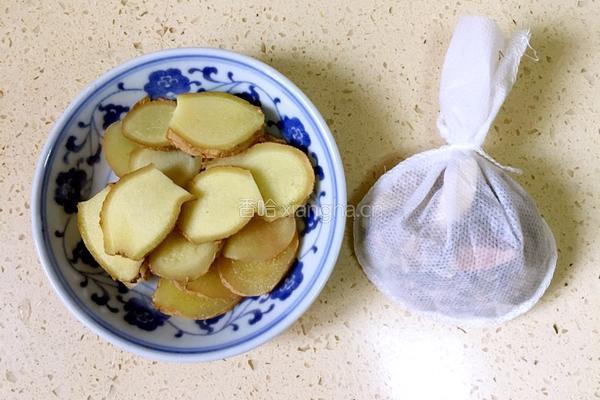 卤牛肉的做法图解6