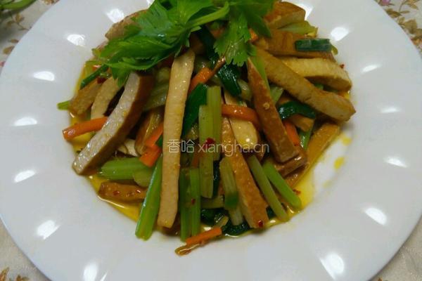 芹菜炒豆干的做法图解5