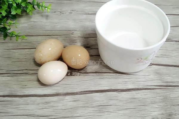 蒸鸡蛋羹的做法图解1