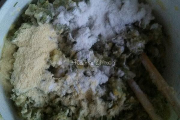 槐花粗粮烙饼的做法图解5