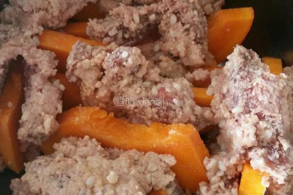南瓜粉蒸肉的做法图解5