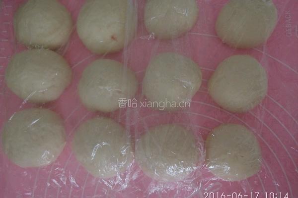 海螺奶香花卷的做法图解2