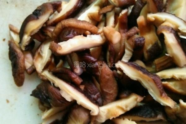 牛肉炒饭的做法图解2