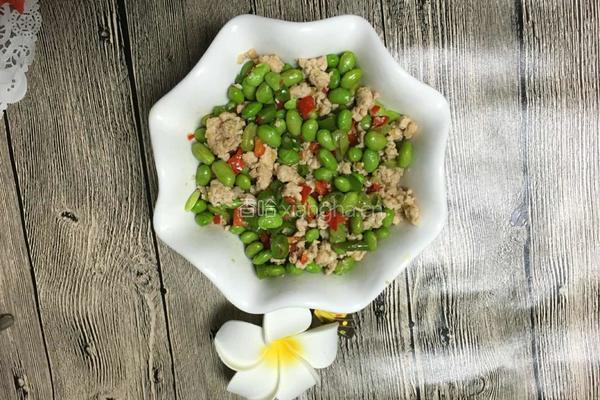 毛豆炒肉末的做法图解12