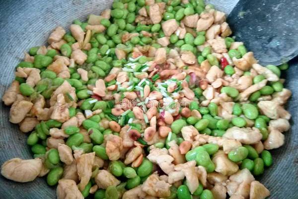 毛豆鸡丁的做法图解10
