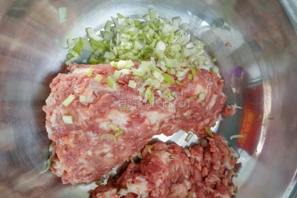 芸豆猪肉水饺的做法图解2