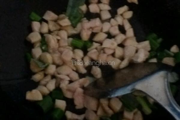 鸡肉蛋包饭的做法图解3