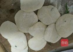 韭菜鸡蛋饺子的做法图解8