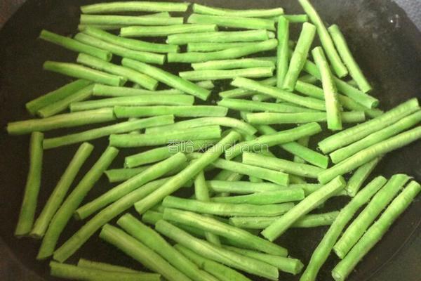 缸豆炒肉的做法图解4