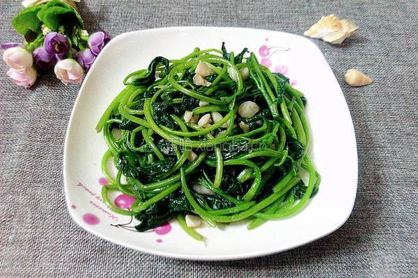 蒜香红薯叶的做法图解7