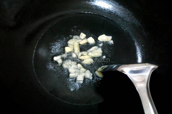 蒜香红薯叶的做法图解4