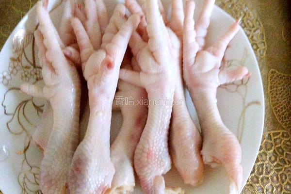 豆豉蒸凤爪的做法图解1