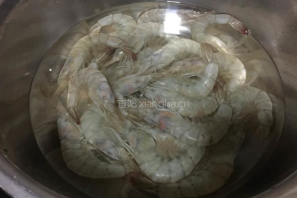 白灼虾的做法图解1