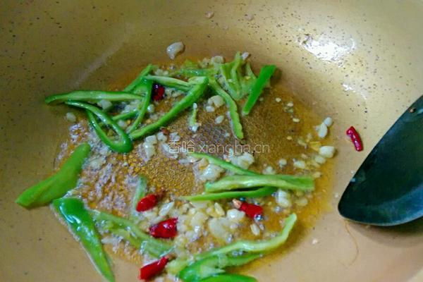 酸辣黄豆芽（治疗口腔溃疡的良方）的做法图解5