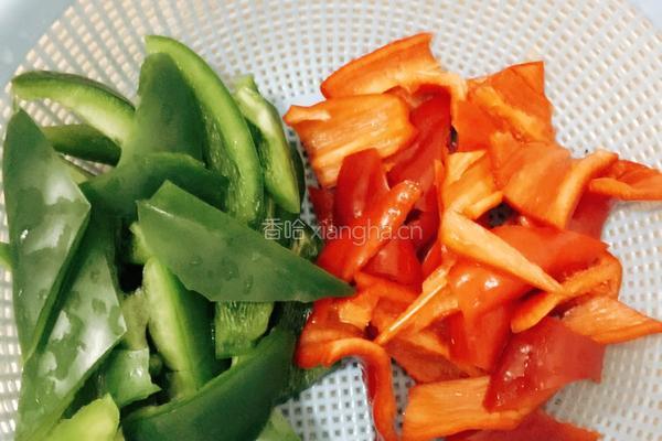 鸭胗爆炒双椒（脆口超香）的做法图解2