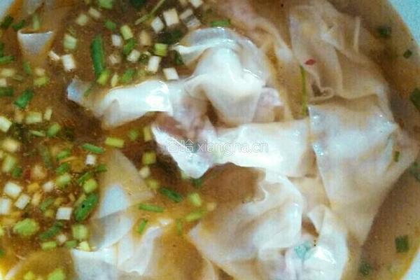 猪肉大葱陷馄炖的做法图解9