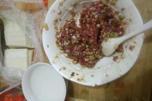 猪肉大葱陷馄炖的做法图解7