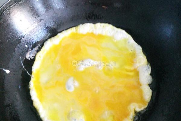 韭菜薹鸡蛋的做法图解2