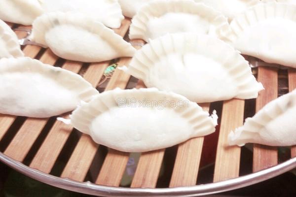 猪肉土豆馅饺子的做法图解3
