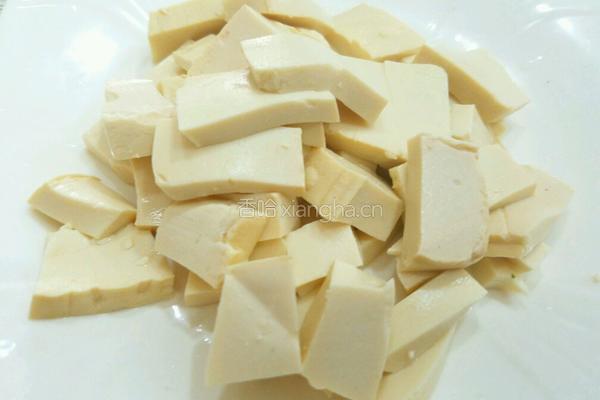 肉末煮豆腐的做法图解2