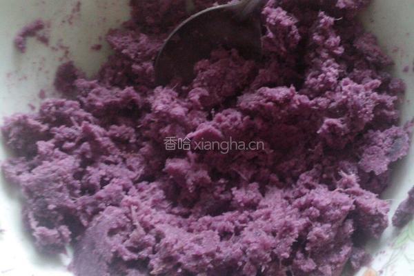 奶香紫薯芝麻饼的做法图解1