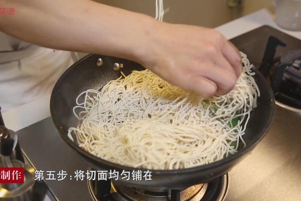 扁豆焖面的做法图解7