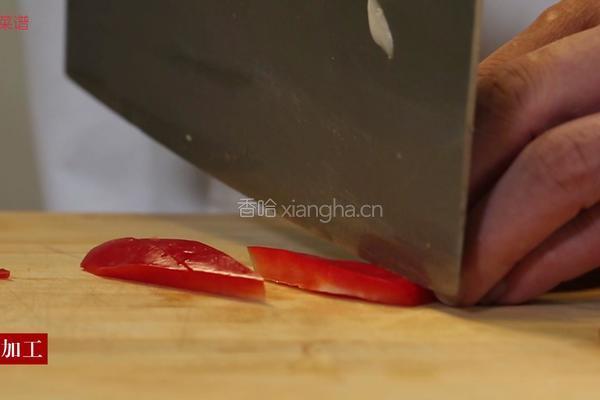 肉片炒菜花的做法图解2