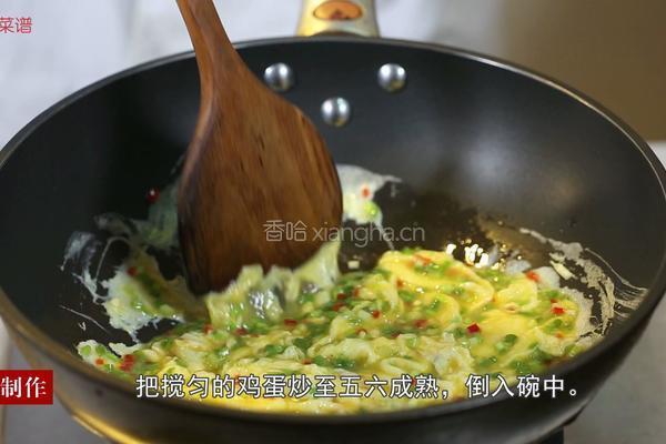 香葱摊鸡蛋的做法图解4