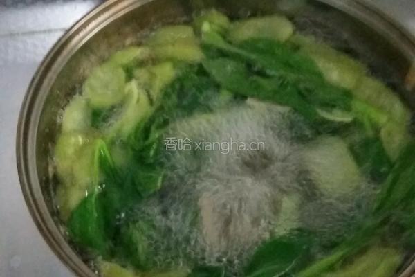 丝瓜肉丝汤的做法图解2