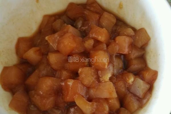 酱爆鸡丁的做法图解1