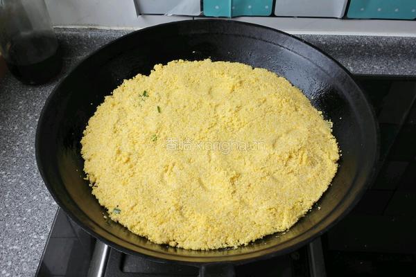 玉米面烀饼的做法图解10