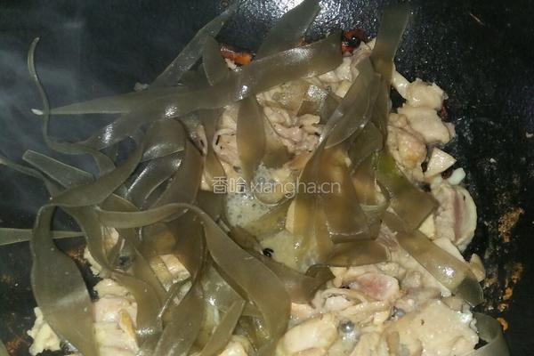 青椒粉皮炒鸡腿肉的做法图解3