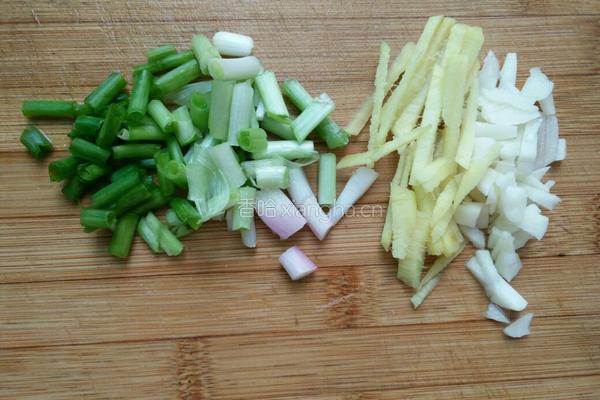 辣椒炒肉的做法图解3