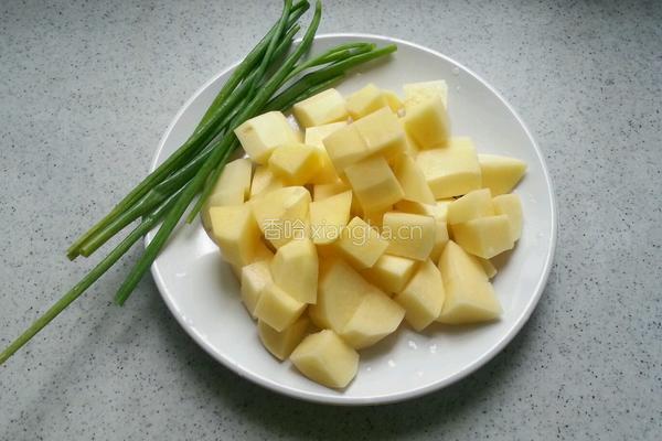 土豆烧肉的做法图解4