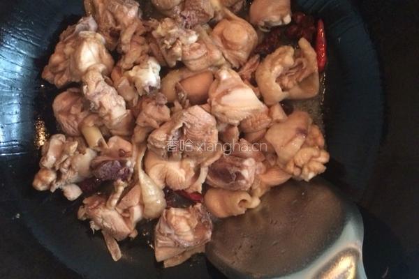 土豆炖鸡块的做法图解7