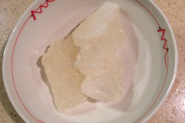 莲子雪耳糖水的做法图解3
