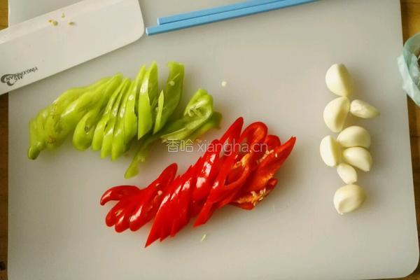 自制蒜蓉扇贝炒粉丝的做法图解2