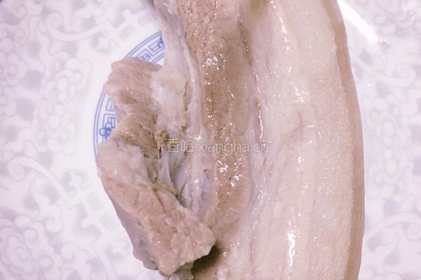 川味蒜苗回锅肉的做法图解3