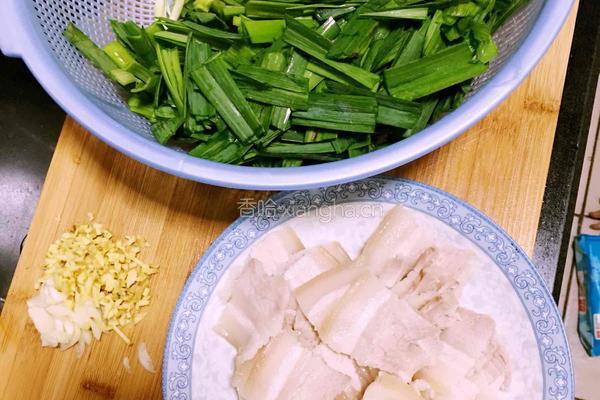 川味蒜苗回锅肉的做法图解4