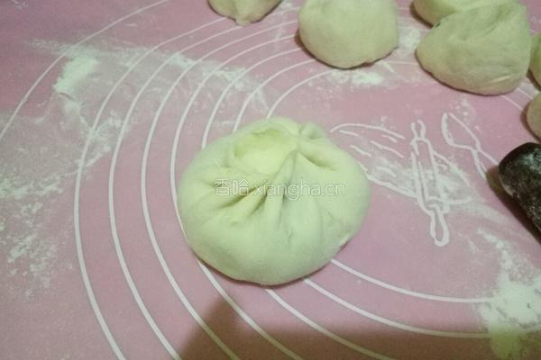 韭菜鸡蛋包子的做法图解10