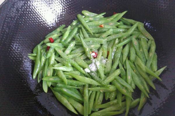 干煸四季豆的做法图解5