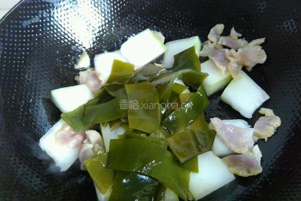 冬瓜海带咸肉汤的做法图解4