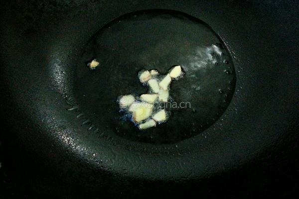 梅干菜炒肉末的做法图解3
