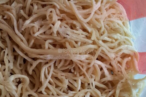 家常素炒饼丝的做法图解4