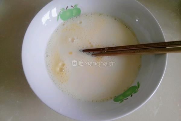 牛奶鸡蛋羹的做法图解2