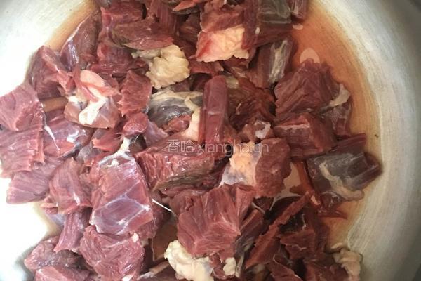 红烧香辣鸵鸟肉的做法图解1