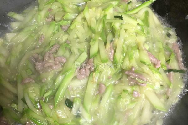 西葫芦炒肉丝的做法图解11